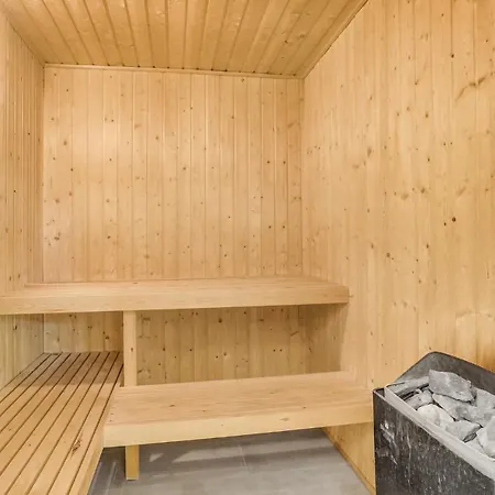 Beautiful In Vaeggerlose With Sauna * Bøtø By