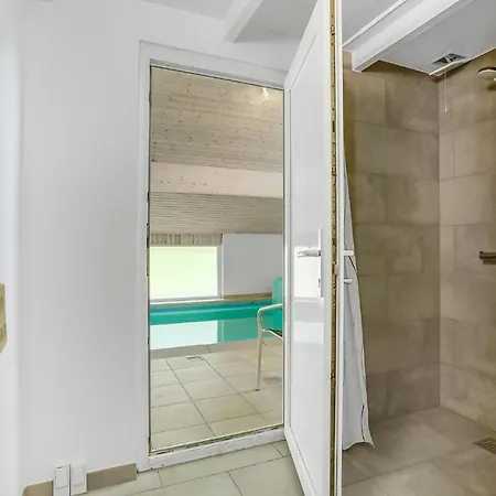 6 Bedroom Pet Friendly In Vaeggerlose * Bøtø By